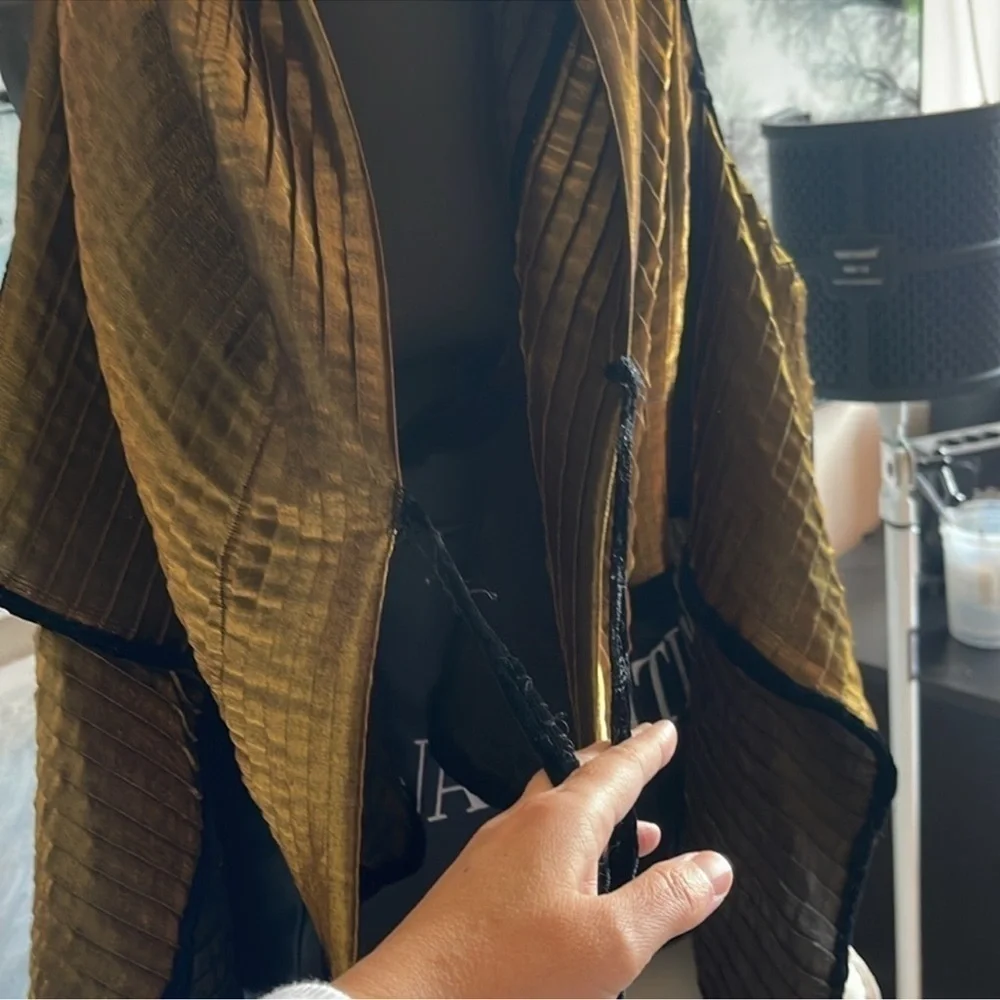 HANDCRAFTED 100% silk pleated shawl jacket by me NWT of my own tags olive green - Picture 9 of 10